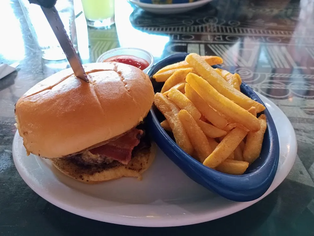 Caramelized Onion Bacon Cheddar Burger