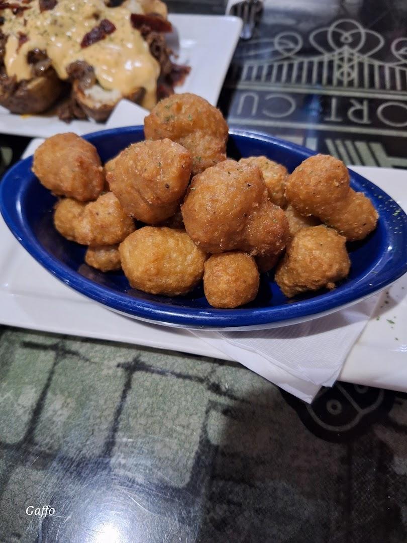 Attaboys Comfort cuisine